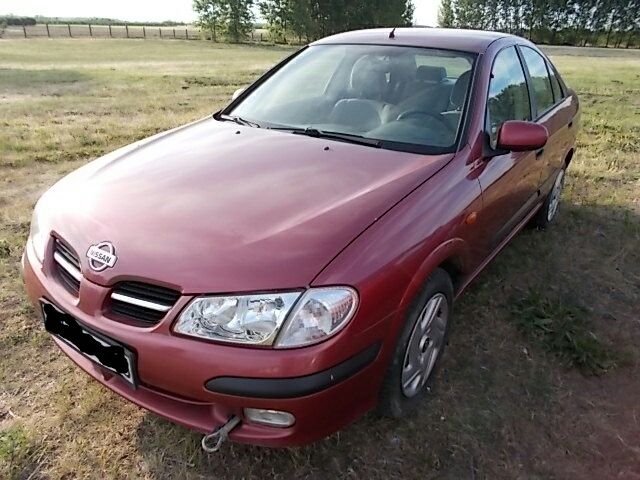 bontott NISSAN ALMERA II Bal első Ablakvezető Gumi