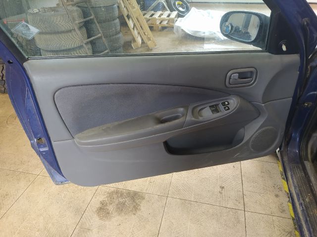 bontott NISSAN ALMERA II Bal első Ajtózár