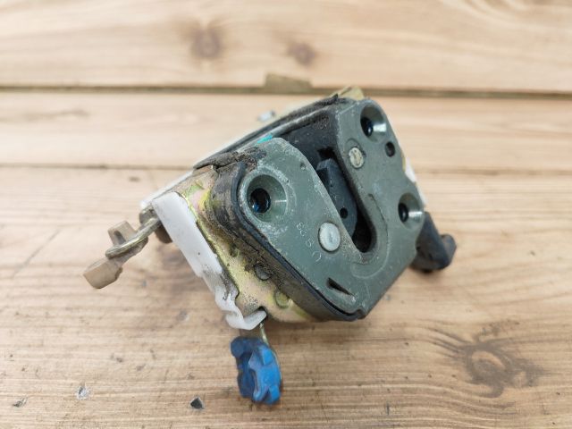 bontott NISSAN ALMERA II Bal első Ajtózár