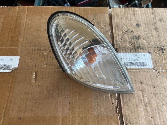 bontott NISSAN ALMERA II Bal első Irányjelző