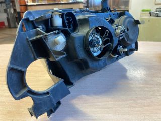 bontott NISSAN ALMERA II Bal Fényszóró