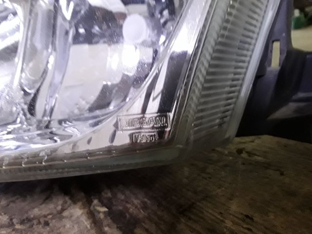 bontott NISSAN ALMERA II Bal Fényszóró