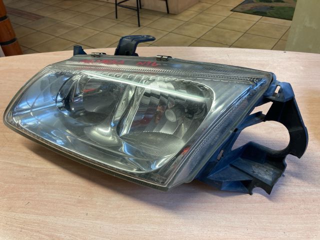 bontott NISSAN ALMERA II Bal Fényszóró