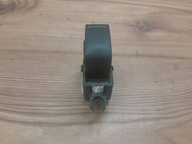 bontott NISSAN ALMERA II Bal hátsó Ablakemelő Kapcsoló