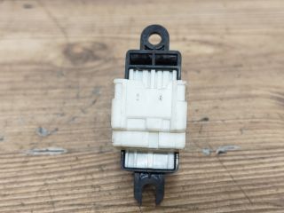 bontott NISSAN ALMERA II Bal hátsó Ablakemelő Kapcsoló