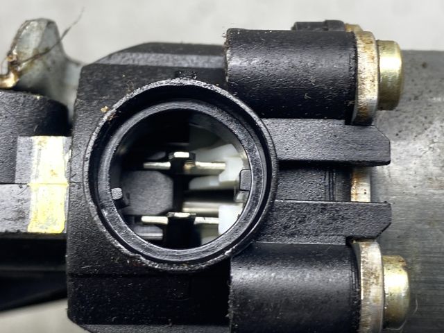 bontott NISSAN ALMERA II Bal hátsó Ablakemelő Szerkezet (Elektromos)