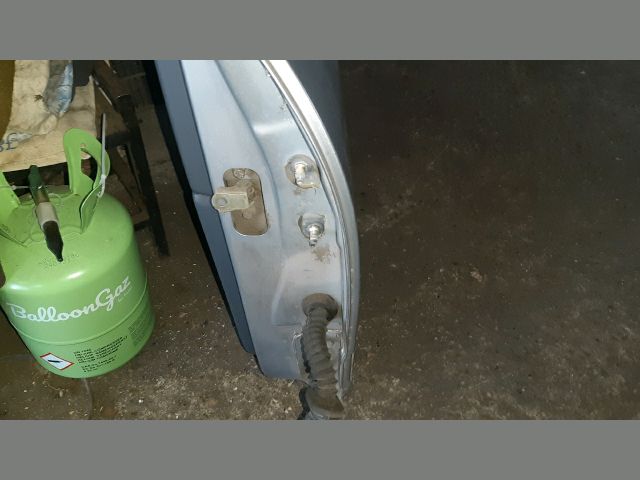 bontott NISSAN ALMERA II Bal hátsó Ajtó (Részeivel)