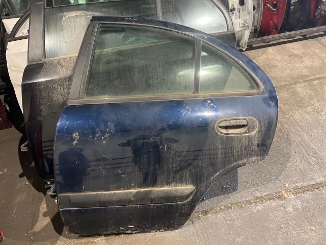 bontott NISSAN ALMERA II Bal hátsó Ajtó (Részeivel)