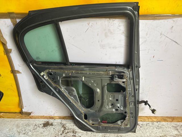 bontott NISSAN ALMERA II Bal hátsó Ajtó (Üres lemez)