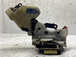 bontott NISSAN ALMERA II Bal hátsó Ajtózár