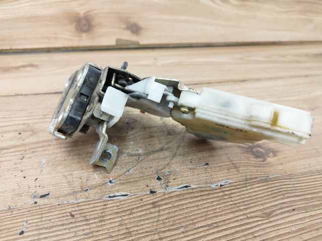 bontott NISSAN ALMERA II Bal hátsó Ajtózár