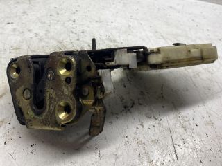 bontott NISSAN ALMERA II Bal hátsó Ajtózár