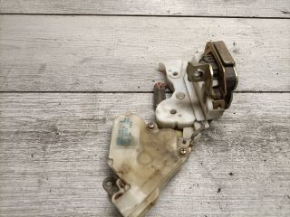 bontott NISSAN ALMERA II Bal hátsó Ajtózár