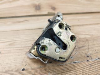 bontott NISSAN ALMERA II Bal hátsó Ajtózár