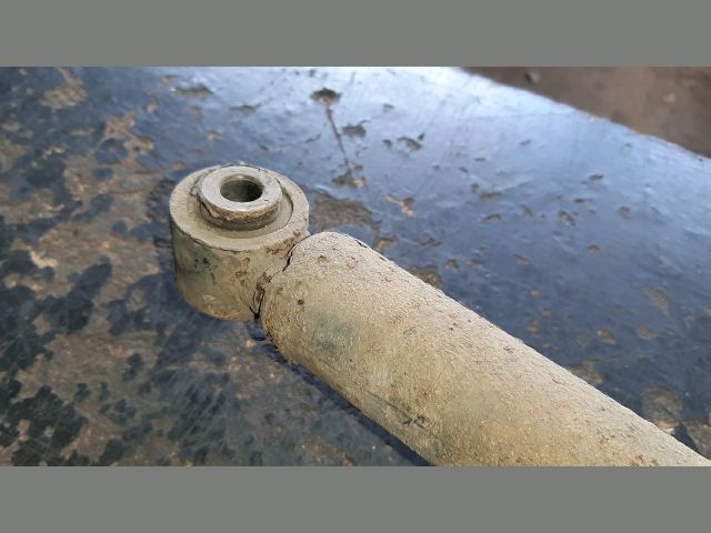 bontott NISSAN ALMERA II Bal hátsó Gólyaláb (Lengécsillapító, Rugó)