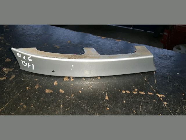 bontott NISSAN ALMERA II Bal Hátsó Lámpa Bajusz Díszléc