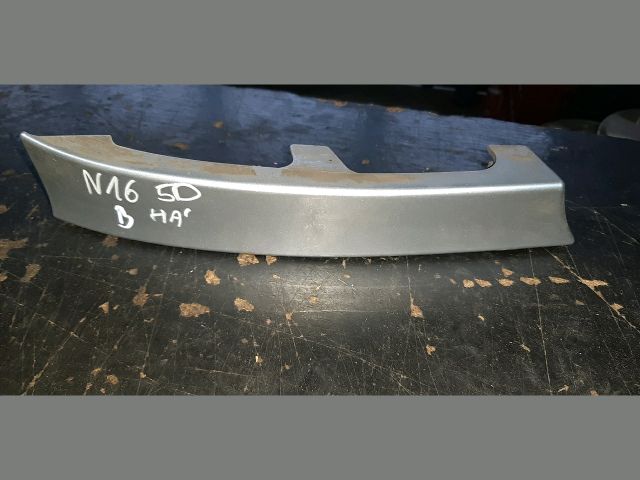 bontott NISSAN ALMERA II Bal Hátsó Lámpa Bajusz Díszléc