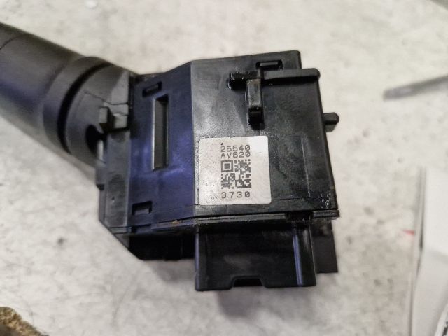 bontott NISSAN ALMERA II Bal Kormánykapcsoló Irányjelző