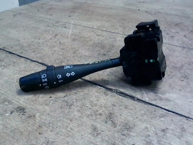 bontott NISSAN ALMERA II Bal Kormánykapcsoló Irányjelző