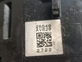 bontott NISSAN ALMERA II Bal Kormánykapcsoló Irányjelző