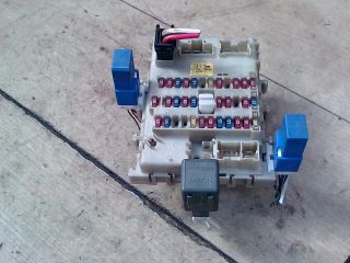 bontott NISSAN ALMERA II Biztosítéktábla Utastér