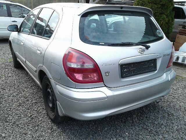 bontott NISSAN ALMERA II Csomagtérajtó Gumikéder