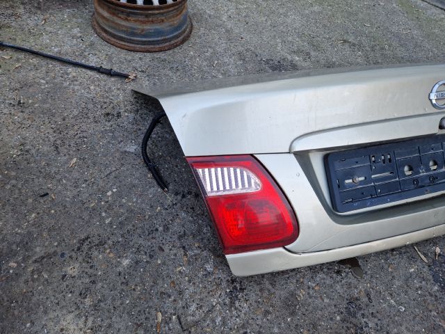 bontott NISSAN ALMERA II Csomagtérajtó (Részeivel)