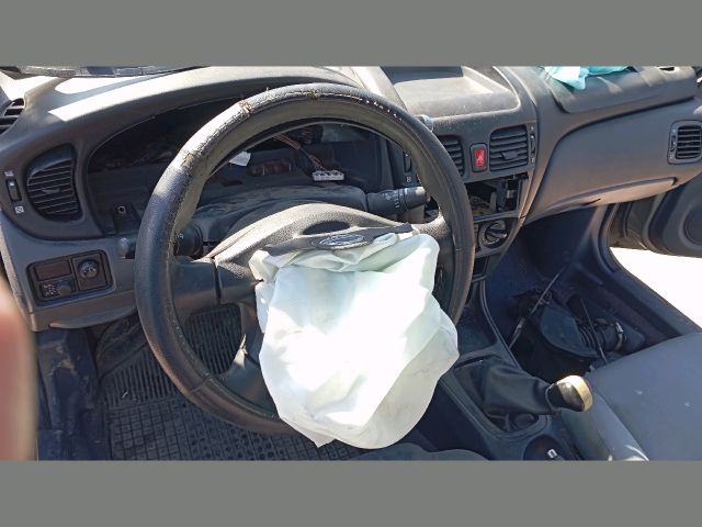 bontott NISSAN ALMERA II Csomagtérajtó (Részeivel)