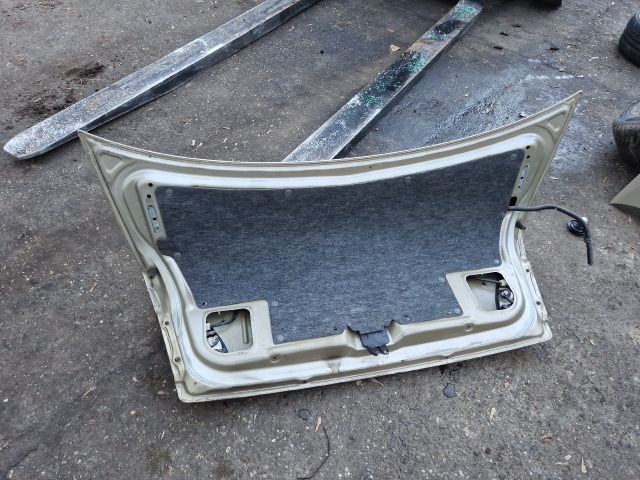 bontott NISSAN ALMERA II Csomagtérajtó (Részeivel)