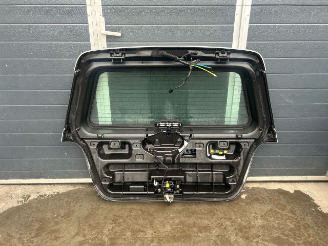 bontott NISSAN ALMERA II Csomagtérajtó (Üres lemez)