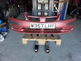 bontott NISSAN ALMERA II Első Lökhárító (Részeivel)