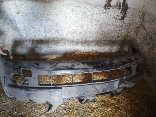 bontott NISSAN ALMERA II Első Lökhárító (Üresen)
