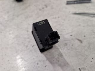 bontott NISSAN ALMERA II Fényszórómagasság Állító Kapcsoló