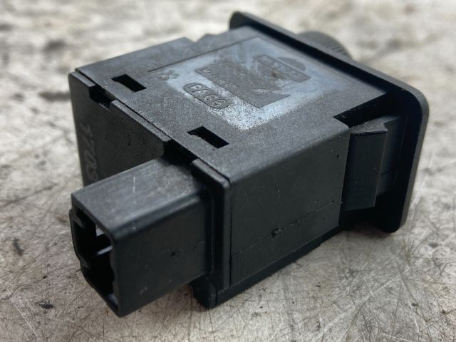 bontott NISSAN ALMERA II Fényszórómagasság Állító Kapcsoló