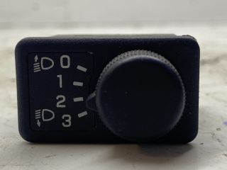 bontott NISSAN ALMERA II Fényszórómagasság Állító Kapcsoló