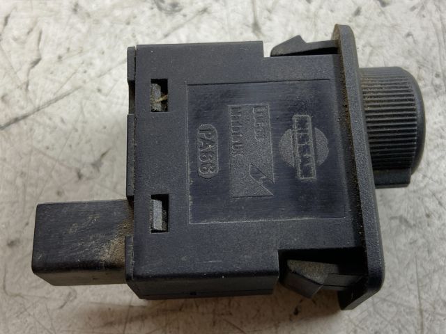 bontott NISSAN ALMERA II Fényszórómagasság Állító Kapcsoló