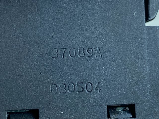 bontott NISSAN ALMERA II Fényszórómagasság Állító Kapcsoló