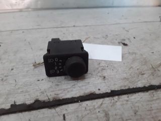 bontott NISSAN ALMERA II Fényszórómagasság Állító Kapcsoló