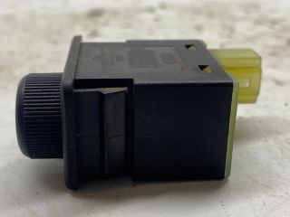 bontott NISSAN ALMERA II Fényszórómagasság Állító Kapcsoló