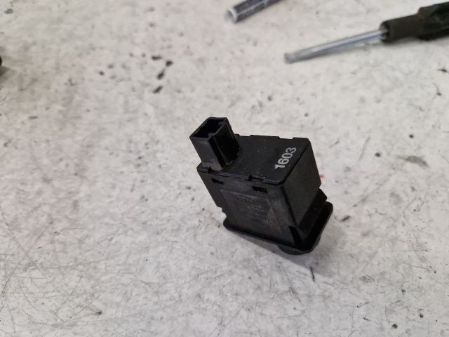 bontott NISSAN ALMERA II Fényszórómagasság Állító Kapcsoló