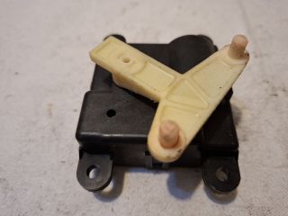 bontott NISSAN ALMERA II Fűtés Állító Motor