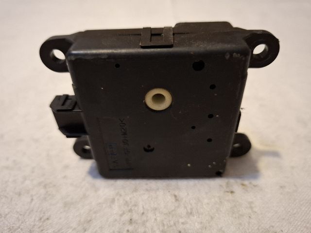 bontott NISSAN ALMERA II Fűtés Állító Motor