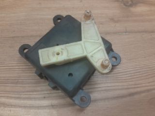 bontott NISSAN ALMERA II Fűtés Állító Motor