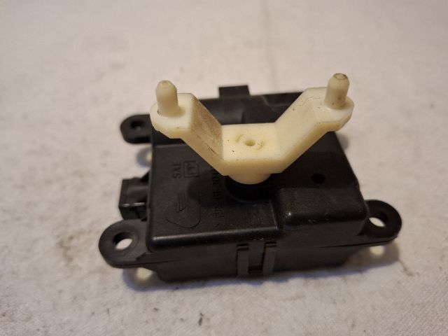 bontott NISSAN ALMERA II Fűtés Állító Motor