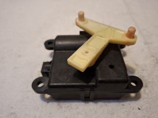 bontott NISSAN ALMERA II Fűtés Állító Motor