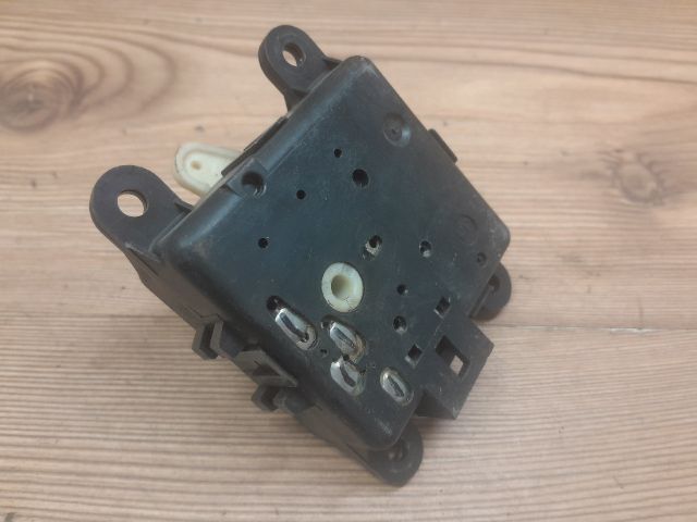 bontott NISSAN ALMERA II Fűtés Állító Motor