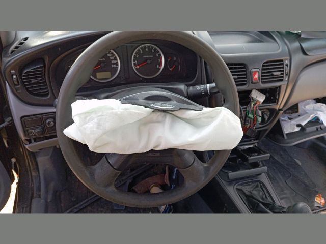 bontott NISSAN ALMERA II Hátsó Lökhárító (Részeivel)