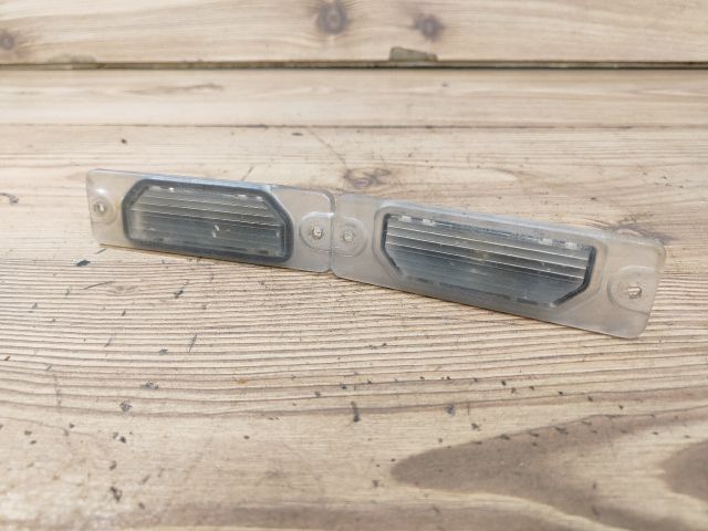 bontott NISSAN ALMERA II Hátsó Rendszámtábla Világítás