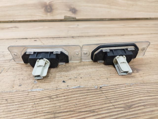 bontott NISSAN ALMERA II Hátsó Rendszámtábla Világítás