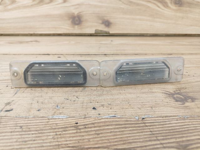 bontott NISSAN ALMERA II Hátsó Rendszámtábla Világítás